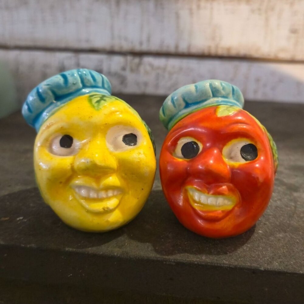 Vintage anthropomorphic fruit face salt & pepper shakers kitschy decor novelty
